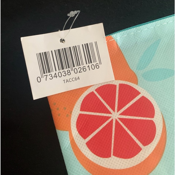 Thrive Causemetics Bag - Picture 8 of 9